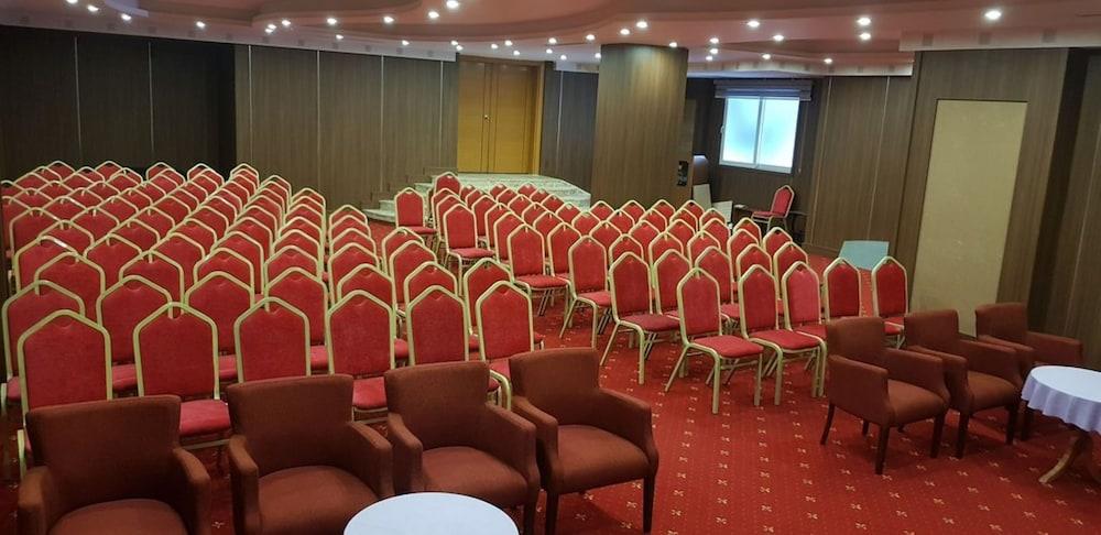 Grand Isias Hotel Adıyaman Extérieur photo