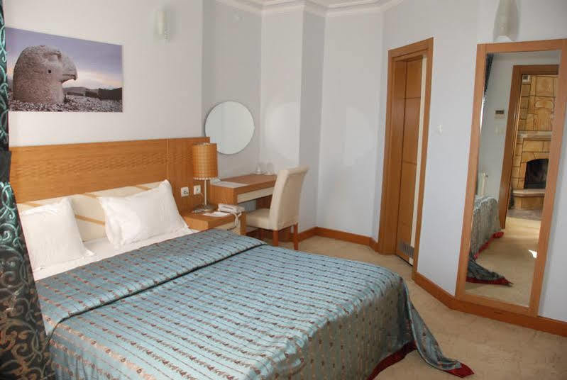 Grand Isias Hotel Adıyaman Extérieur photo